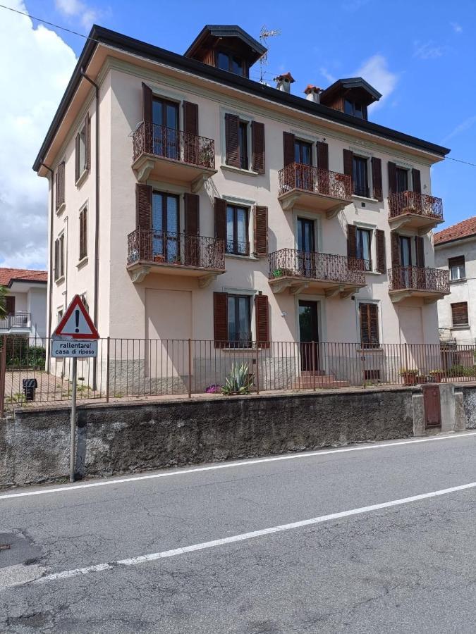 Monte Rosa Studios Invorio Inferiore Exterior foto